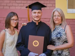 Diplomaoszt&oacute; 2024